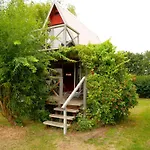 Hinnerk Holiday home Brandenhusen